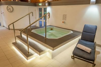 Woodford Bridge Country Club Indoor Whirlpool