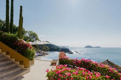 Splendid sea view from pool side at Cala de Mar