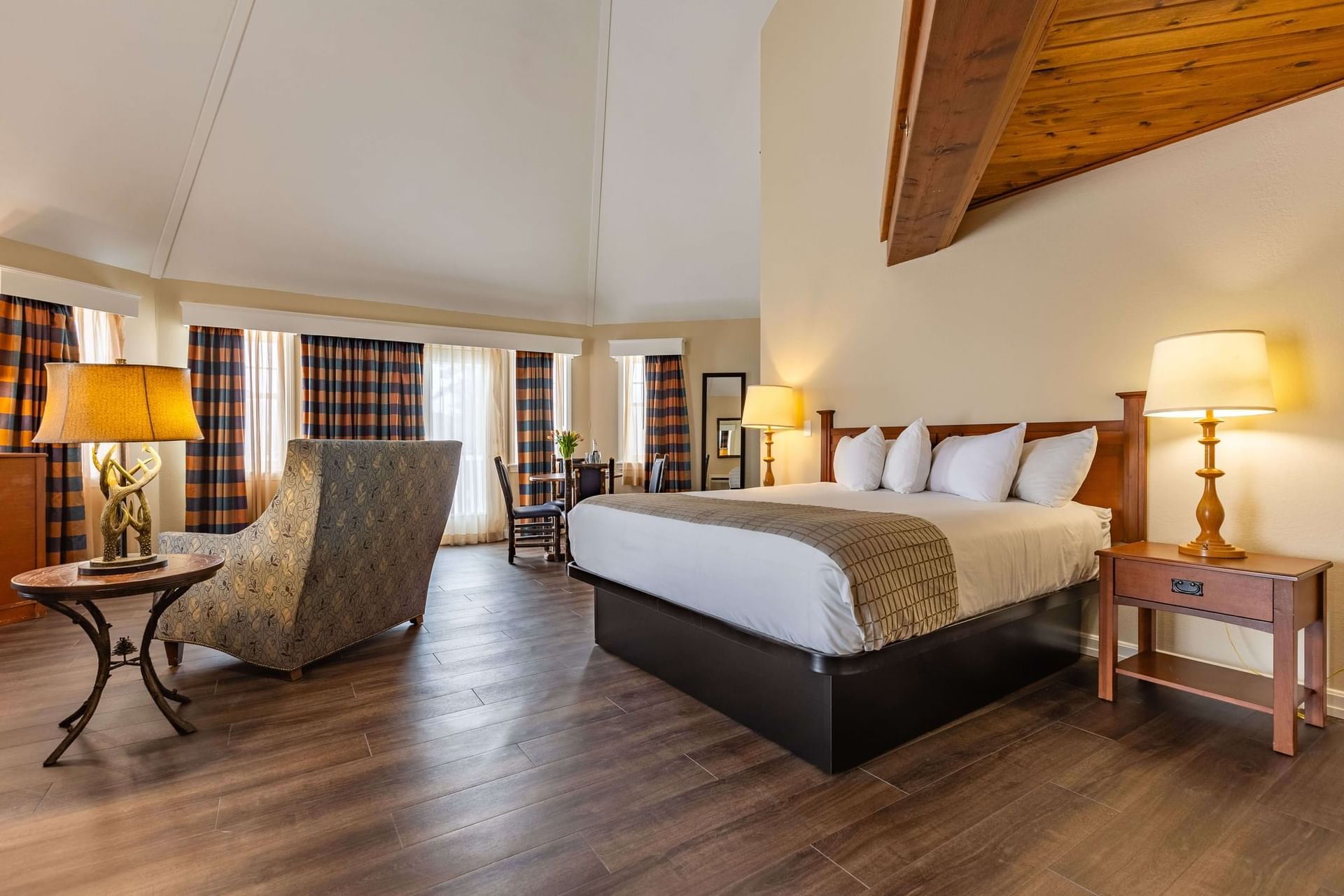 Rooms & Suites | Wolfeboro Inn