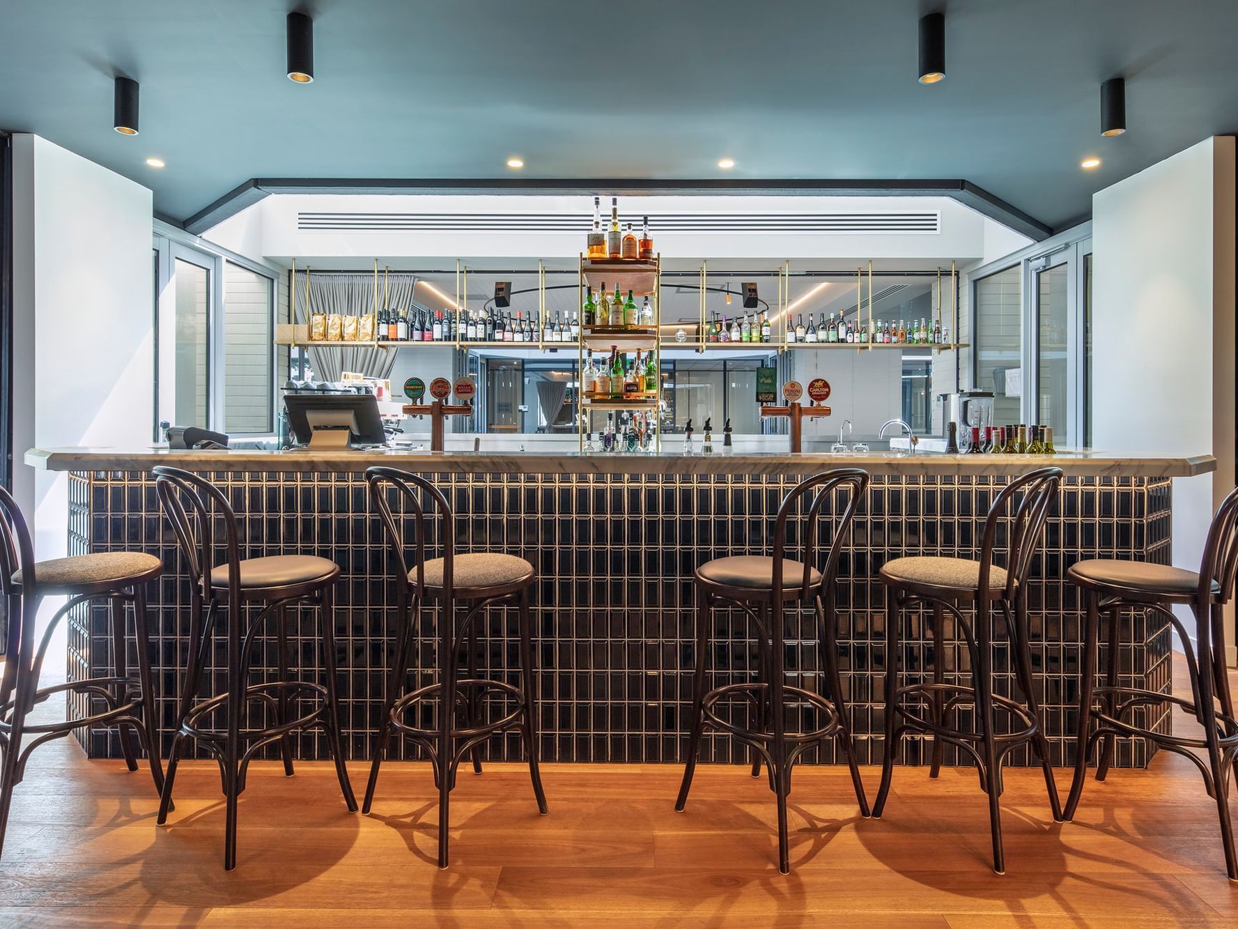 New hotel Bar - Amora Hotel