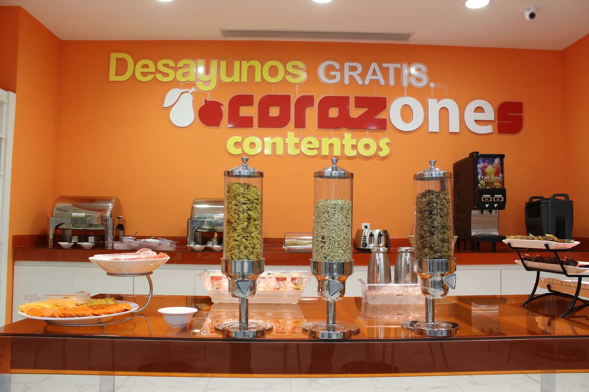 Desayunador | Restaurante en one Guadalajara Tapatío