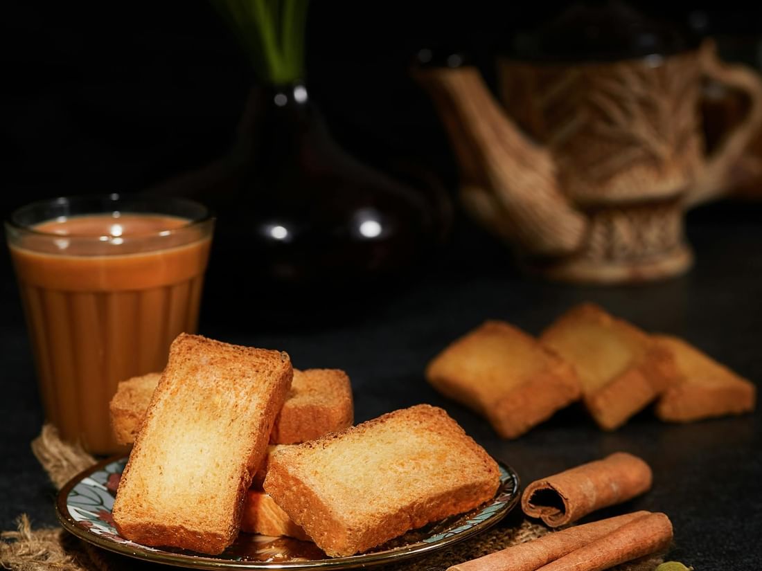 Karak Tea with Cookies