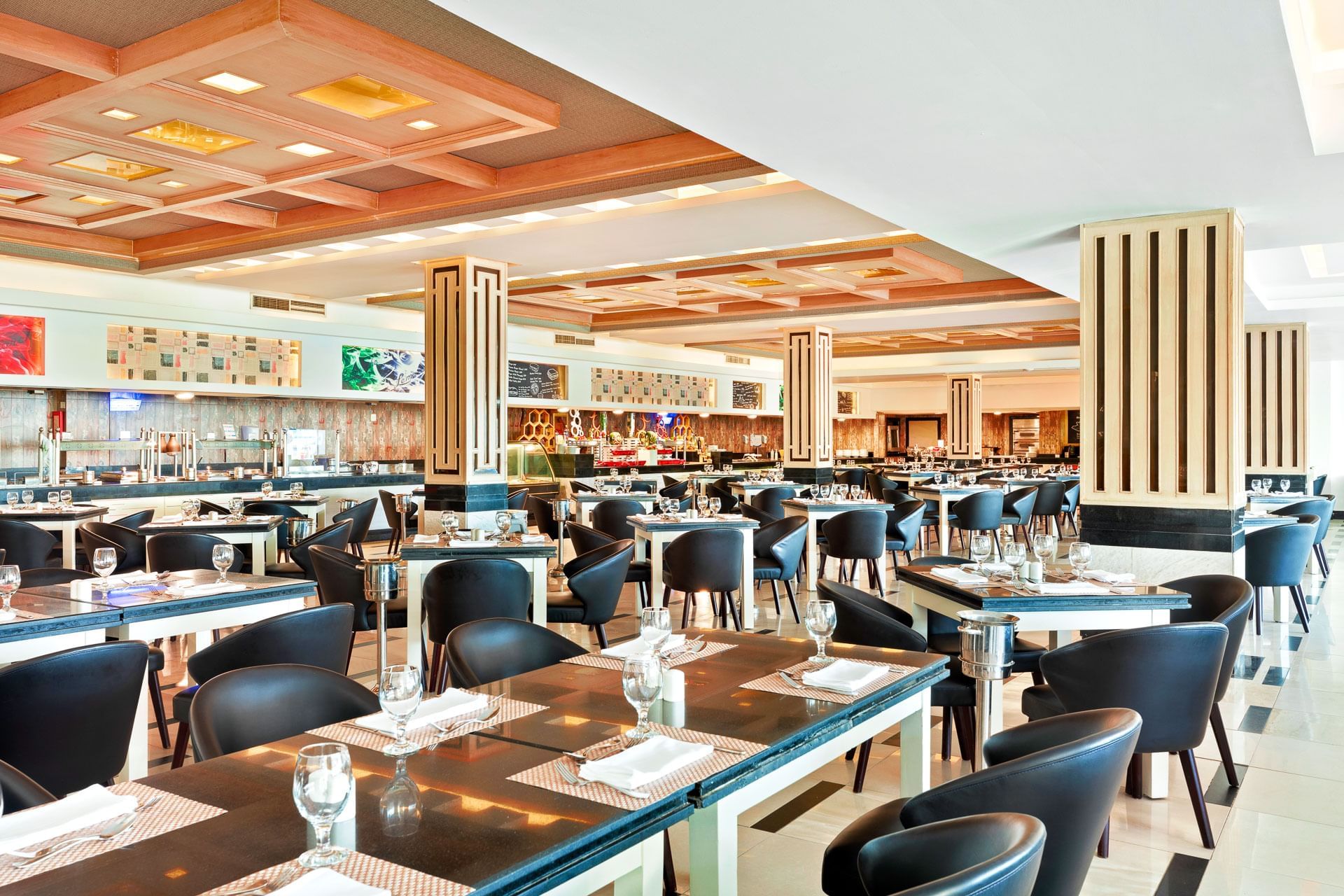 Le Marché Restaurant at Pickalbatros Dana Beach Resort in Hurghada