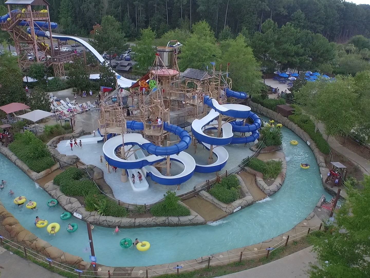 Aerial view of Geyser Falls Water Theme Park near Pearl River Resorts