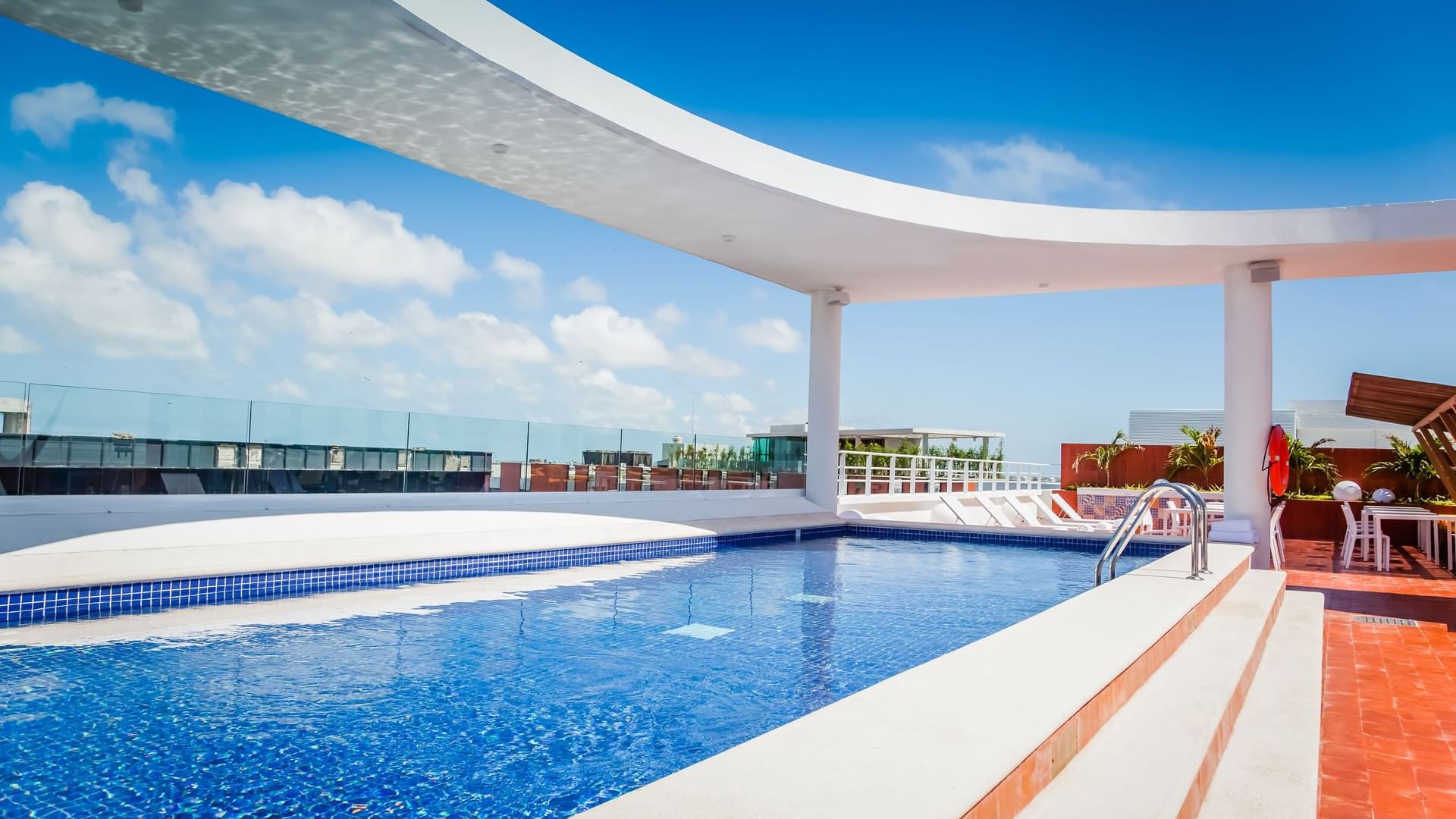 pool