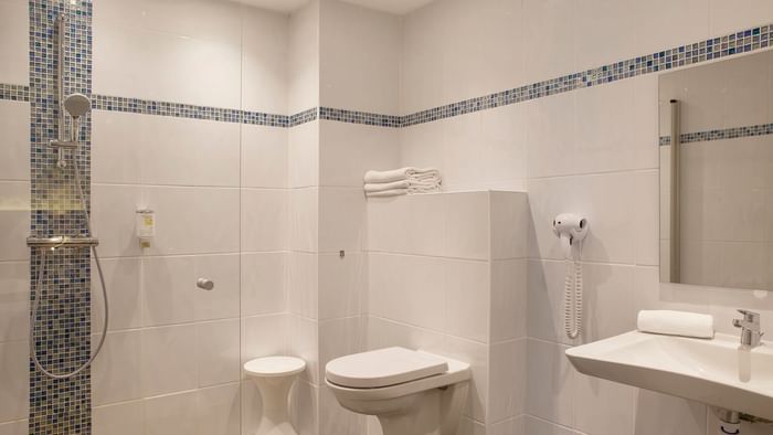 Interior of a bathroom in a room at Hotel Novella