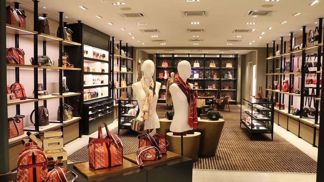 Interior of a shopping center near Sunway Hotel Pyramid