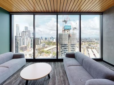 L27-Common-Area-Living-Room