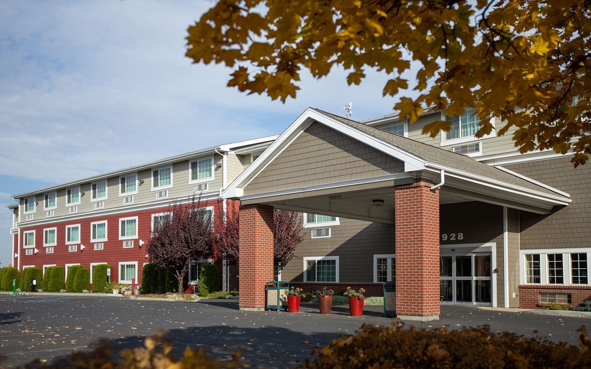Coast Hilltop Inn - Exterior(1)