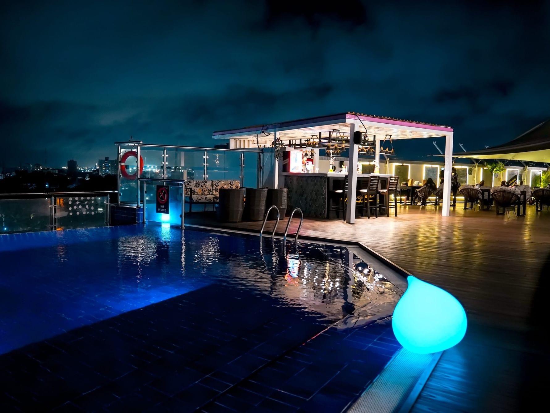 Sugar 52 Rooftop Bar