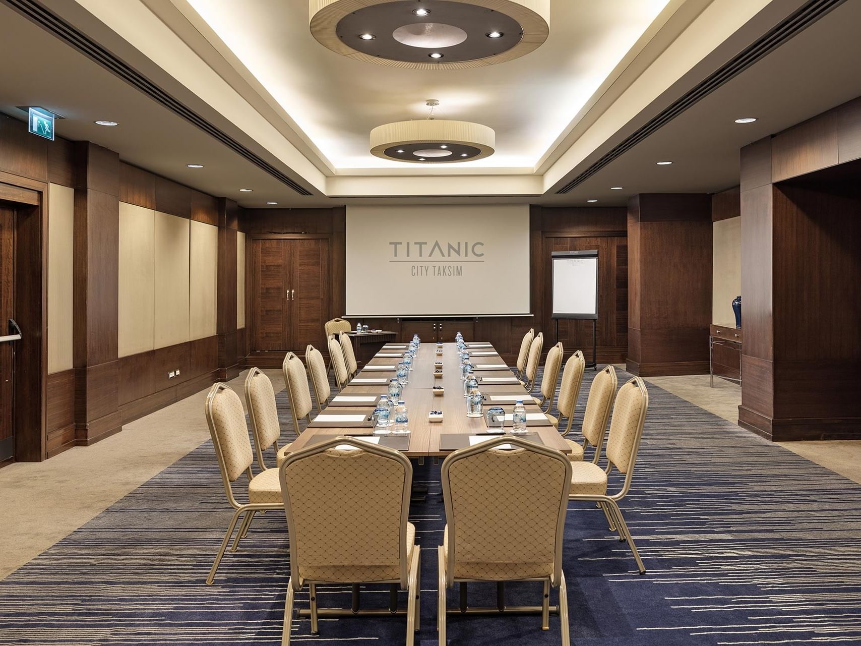 Karina meeting room with boardroom layout in Titanic City Taksim.