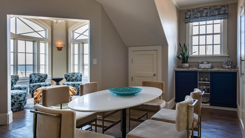 The Pearl Suite Dining Area