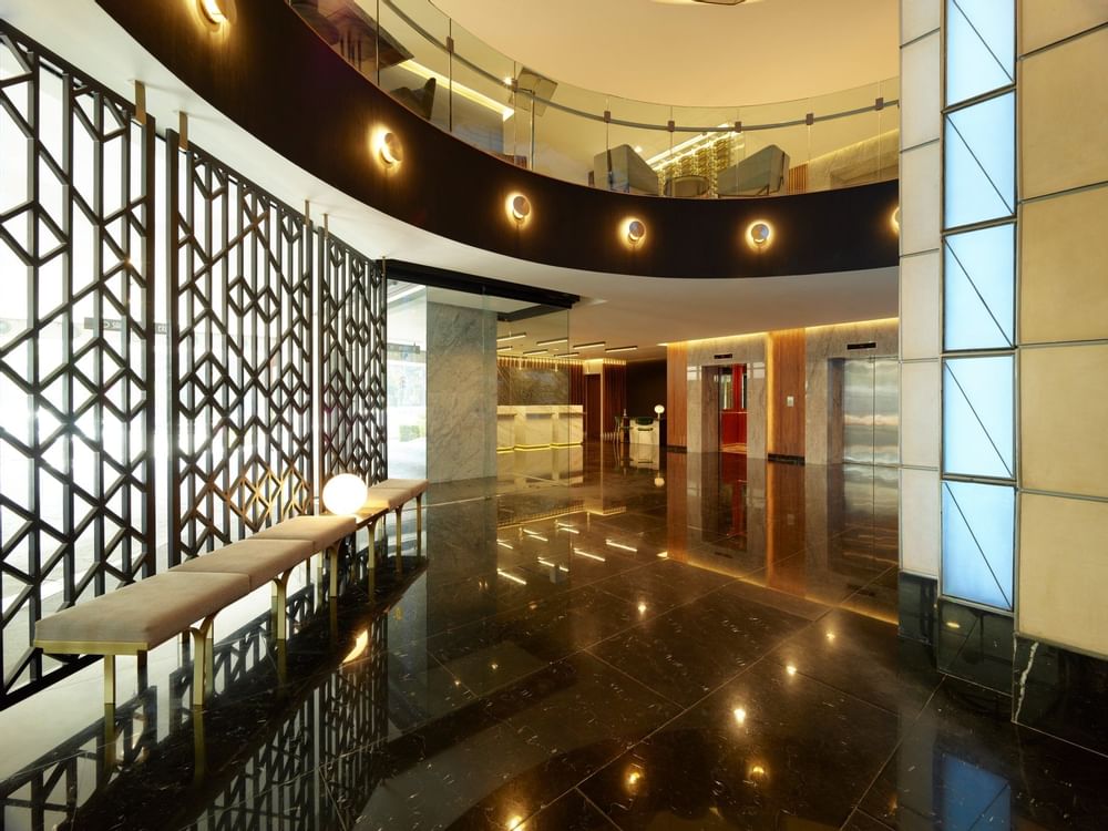 Interior of the lobby area of Grand Americana Chapultepec
