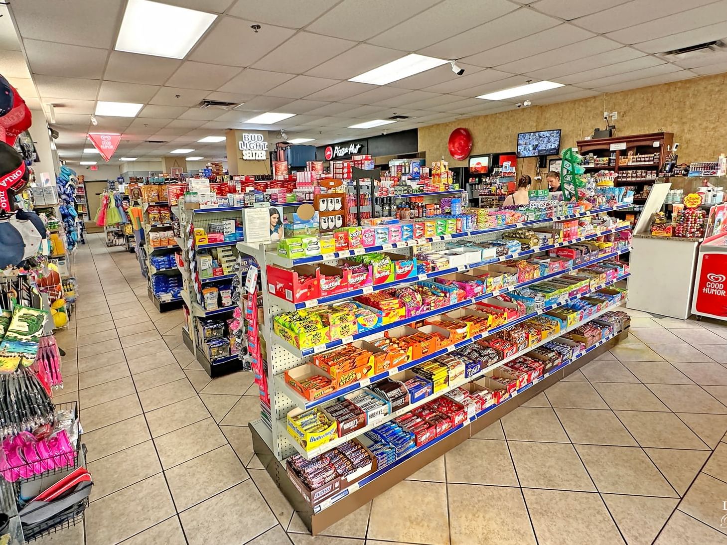 Convenience Store at Lake Buena Vista Resort Village and Spa