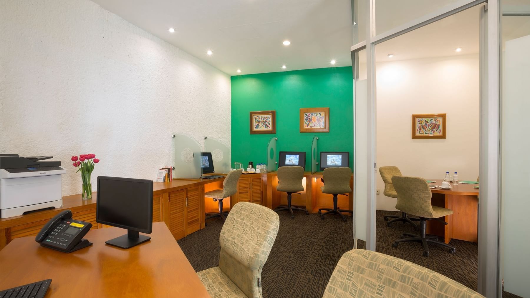 Interior of business centre at Gamma Pachuca