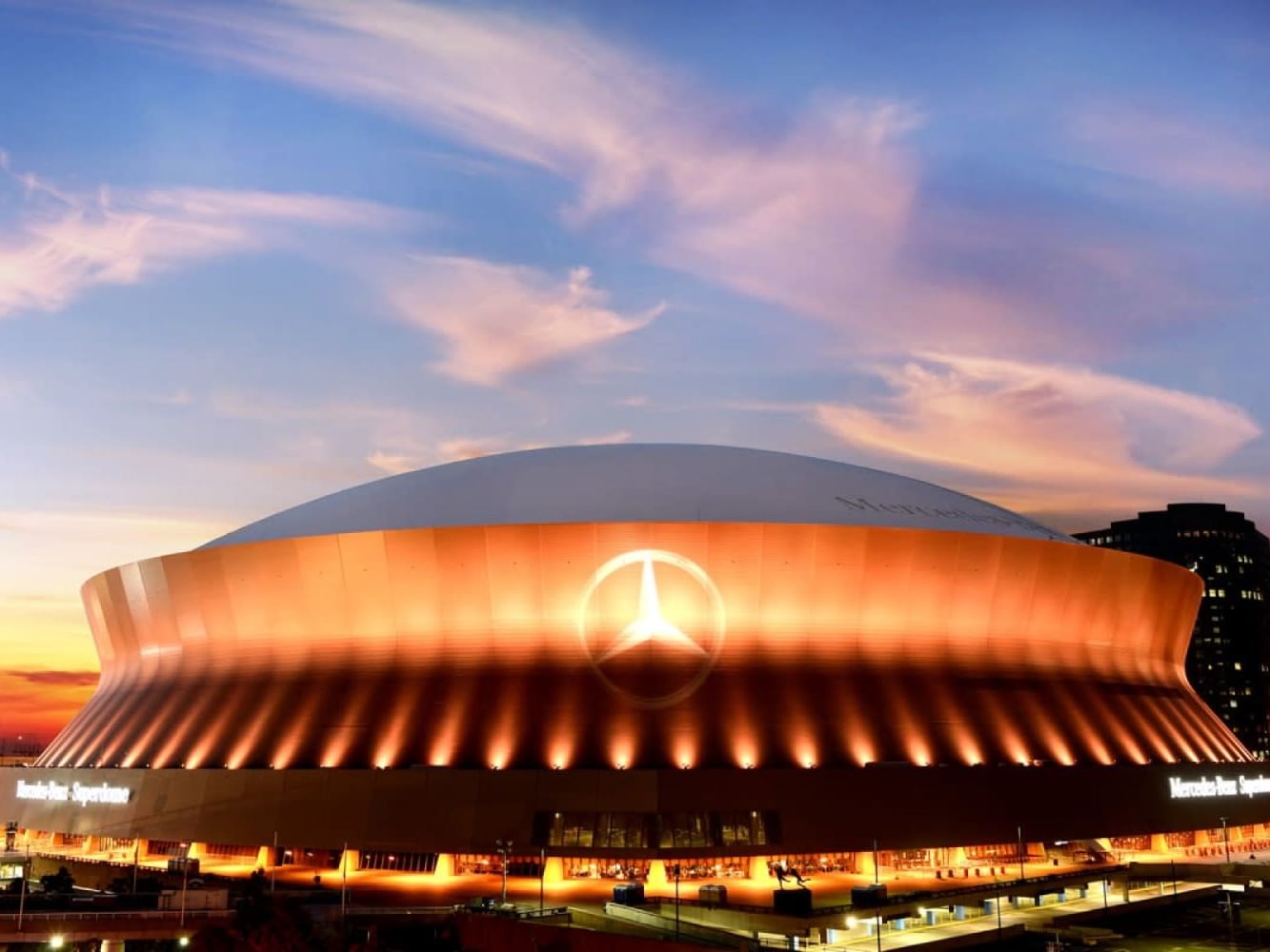 Exterior of the Caesars Superdome near La Galerie Hotel