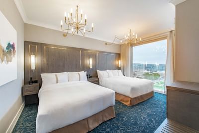 2 Queens Bedroom The Sutton Place Hotel Halifax