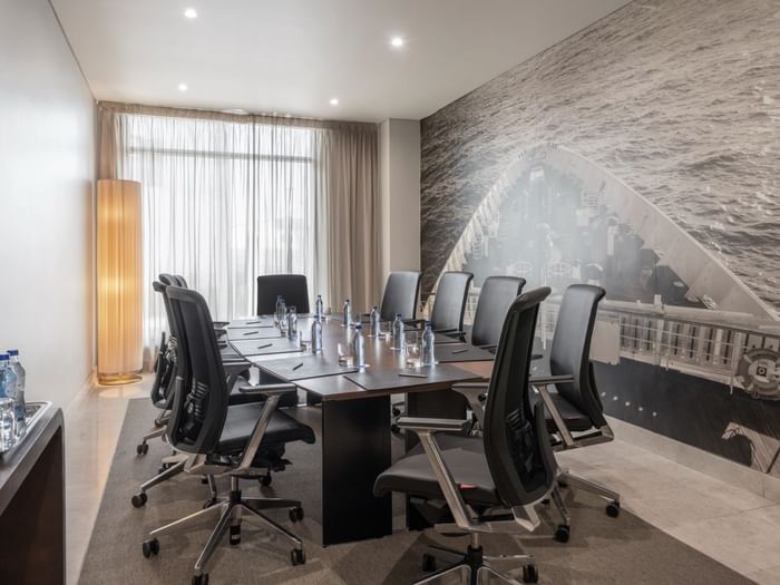 Comandante (Boardroom)