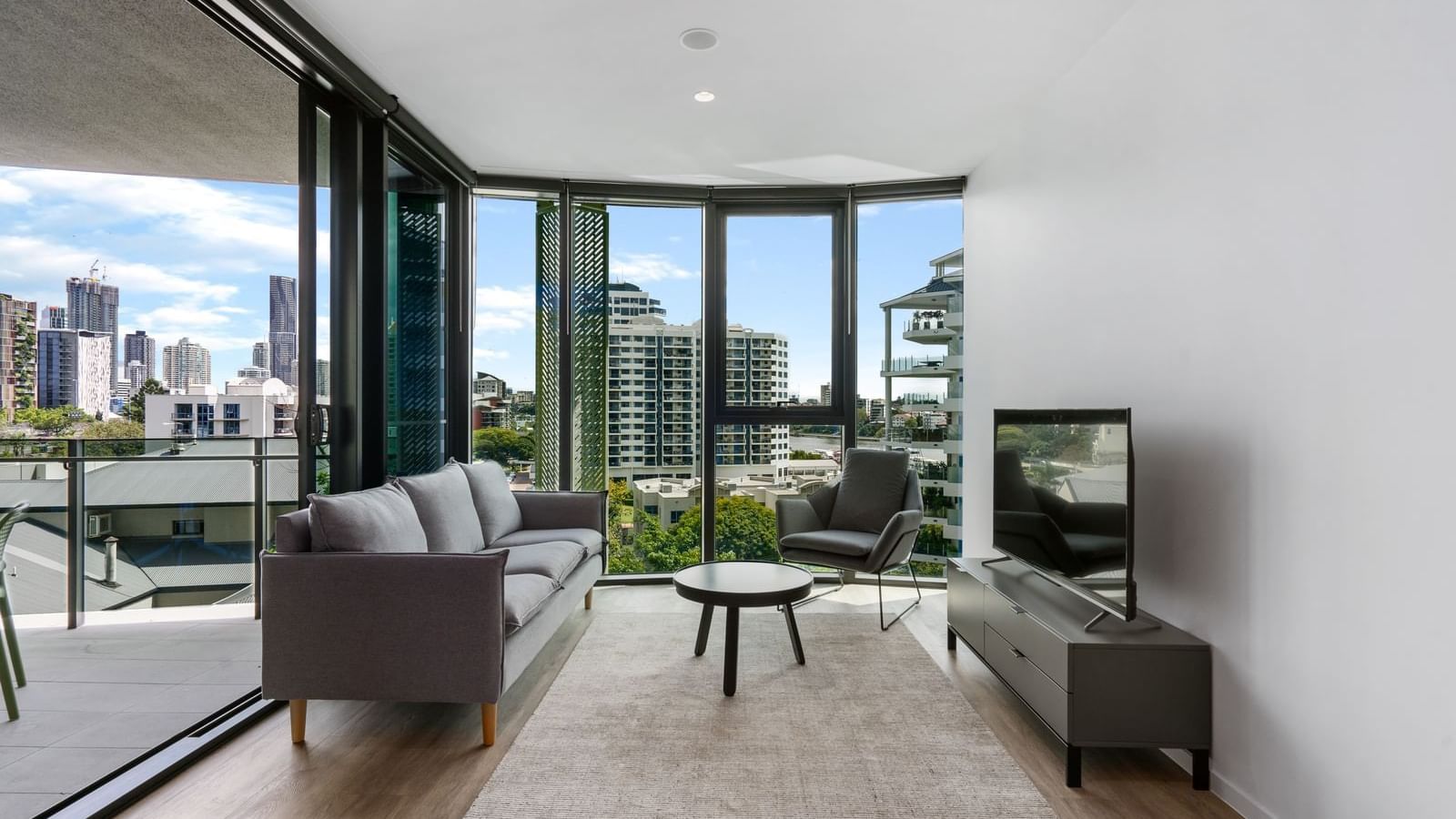 1 Bedroom Apartment - fully furnished