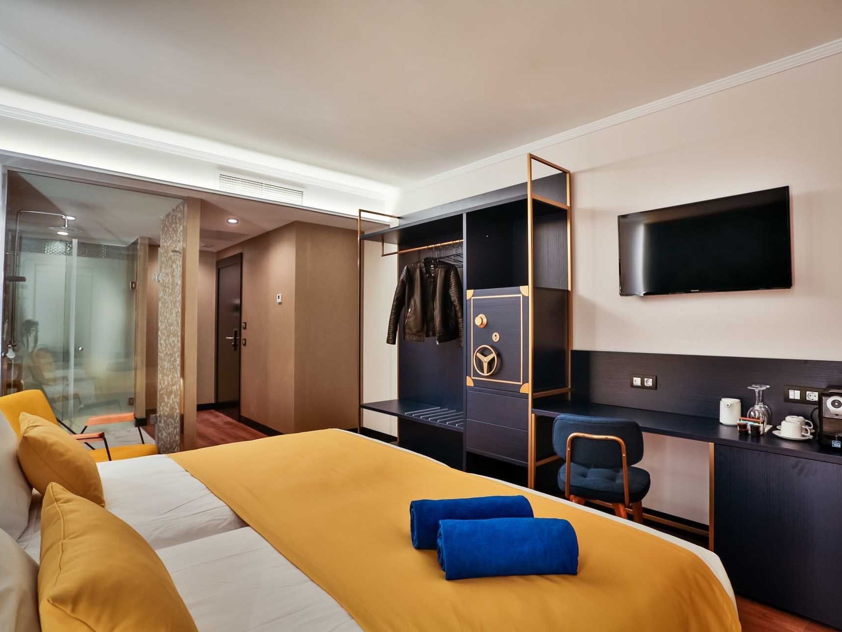 Habitación Deluxe Twin en hotel Design Plus Bex