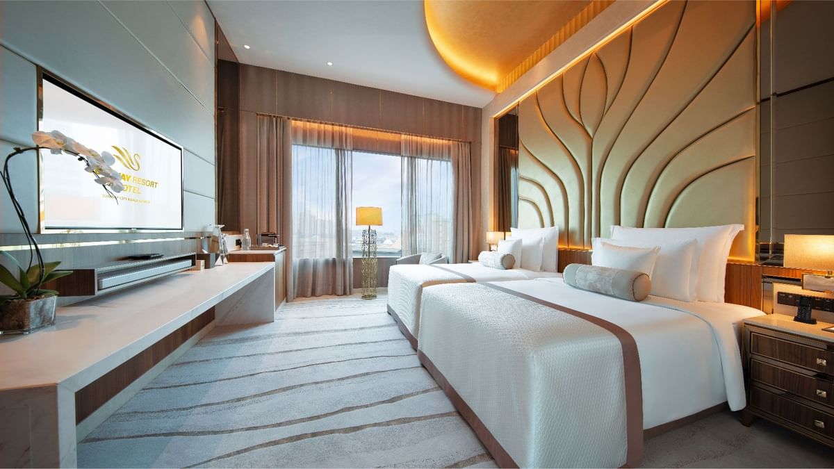 Bed in Deluxe Plus Executive Park King Room at Sunway Lagoon