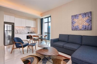 Livingroom & kitchen in Duo Suite at Tribeca Serviced Suites