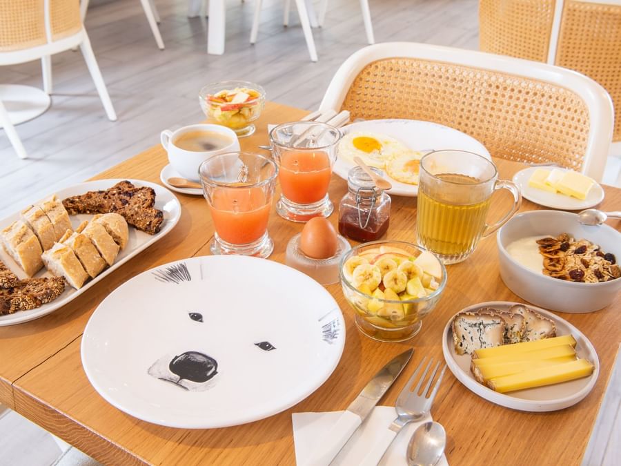 Breakfast served in Hotel Sports & Spa at The Originals Hotels