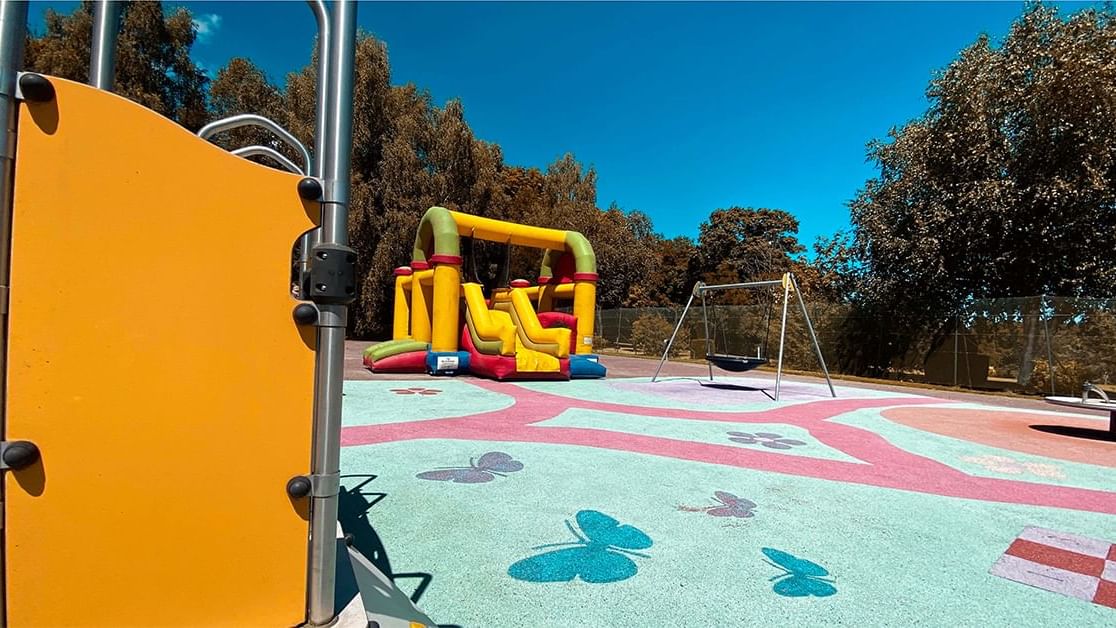Aire de jeux pour les enfants, pour un séjour en famille au ForgesHotel