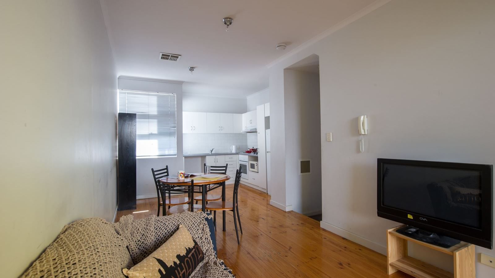 Student Living – Edge Apartments_Adelaide fully furnished open plan living area