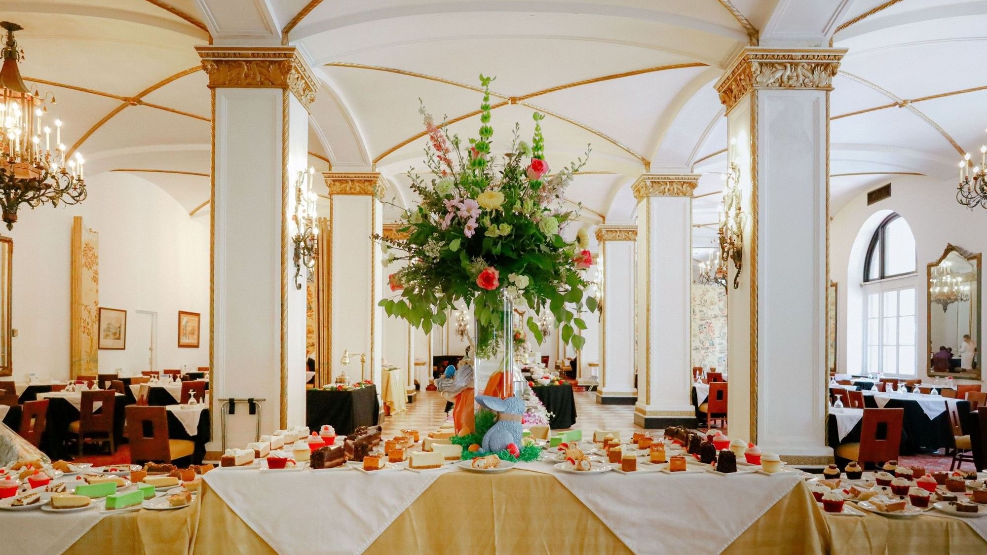 {item.first_photo.alt}