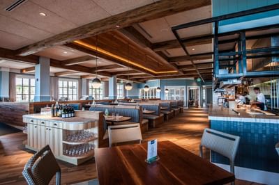 Restaurant seating