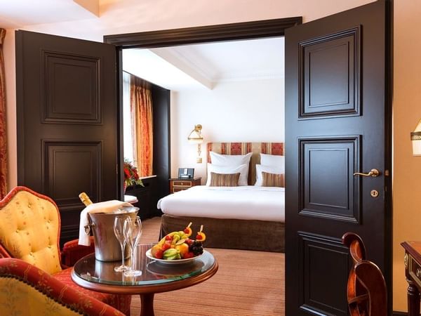 Warwcik suite in Hotel Barsey by Warwick