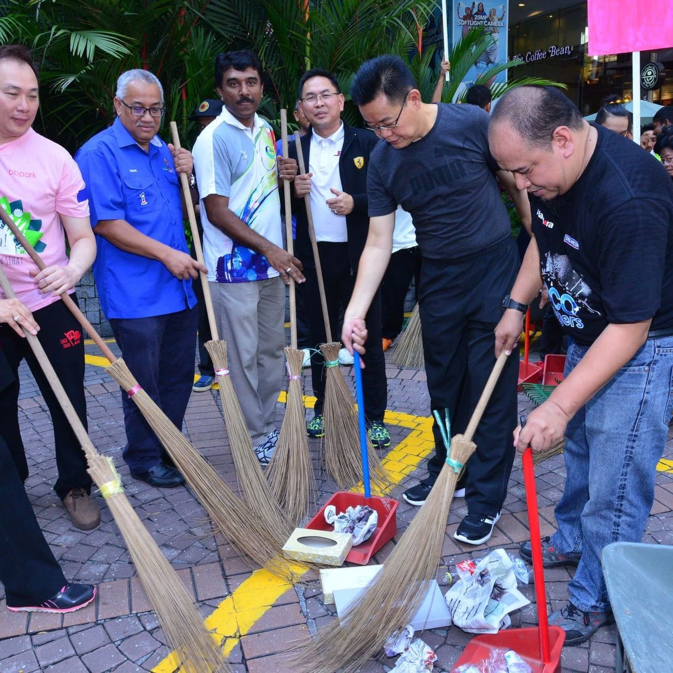 Cleaning campaign near The Federal Hotels International