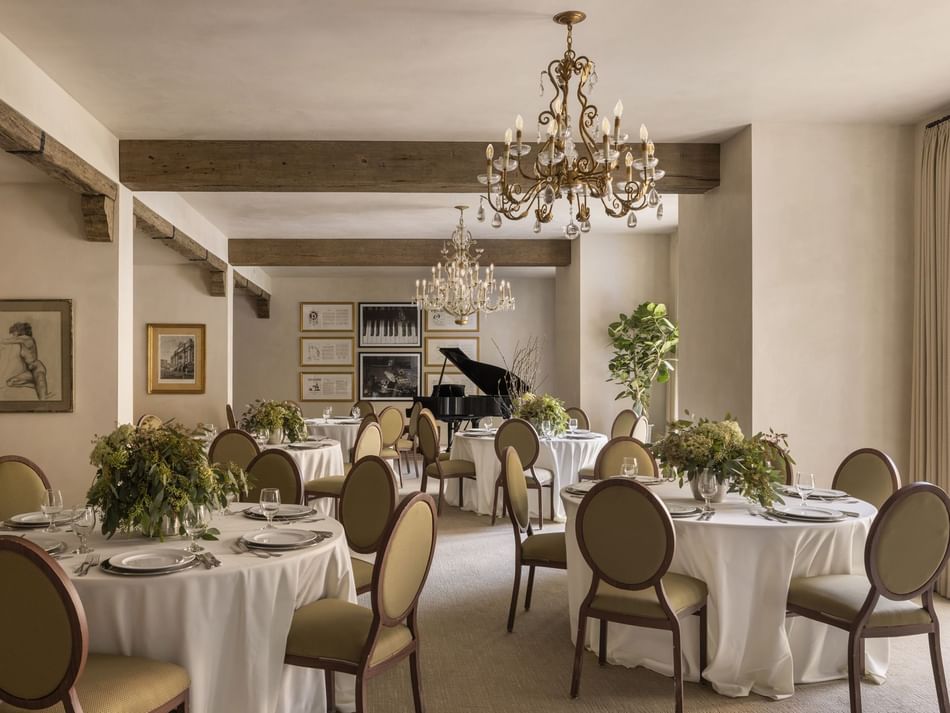 The Bluebonnet Room at Granduca Houston, an elegant event space in Houston, featuring a grand piano