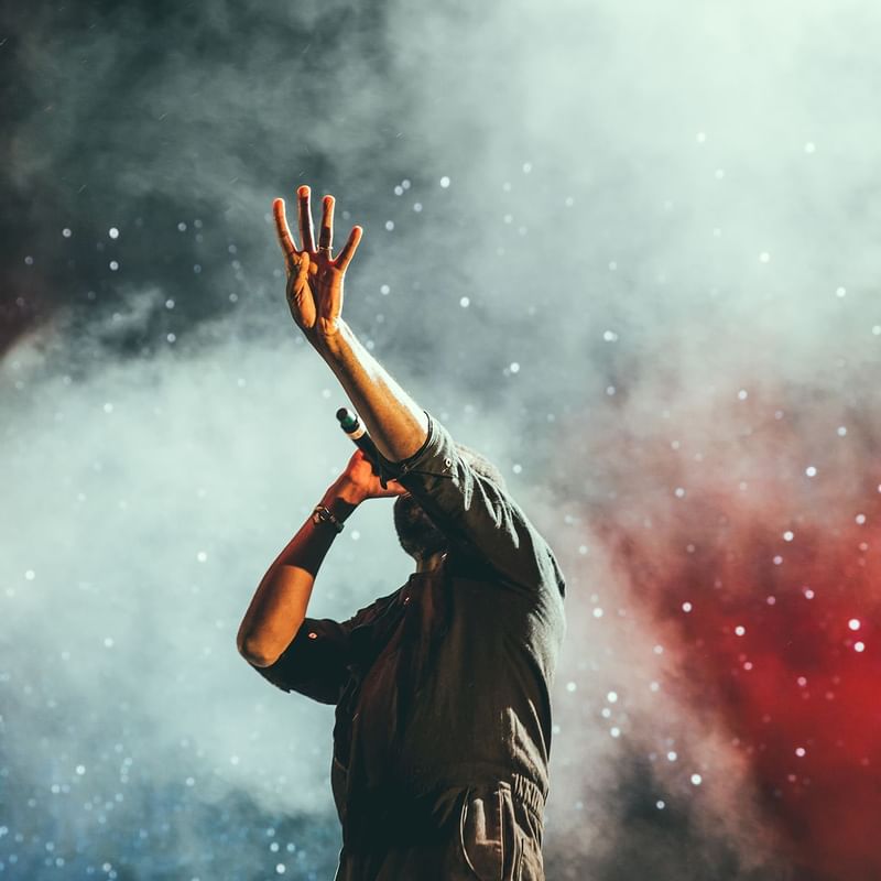 Close-up of an artist performing near Warwick Melrose - Dallas