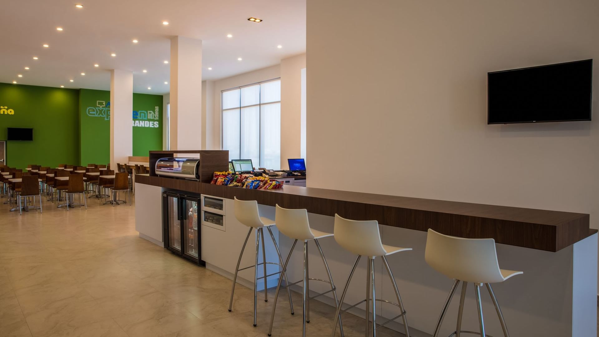 Close-up of the dining area at One Chihuahua Fashion Mall