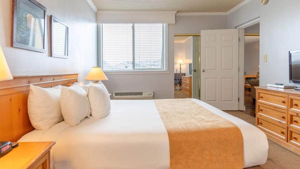 One-Bedroom Suite