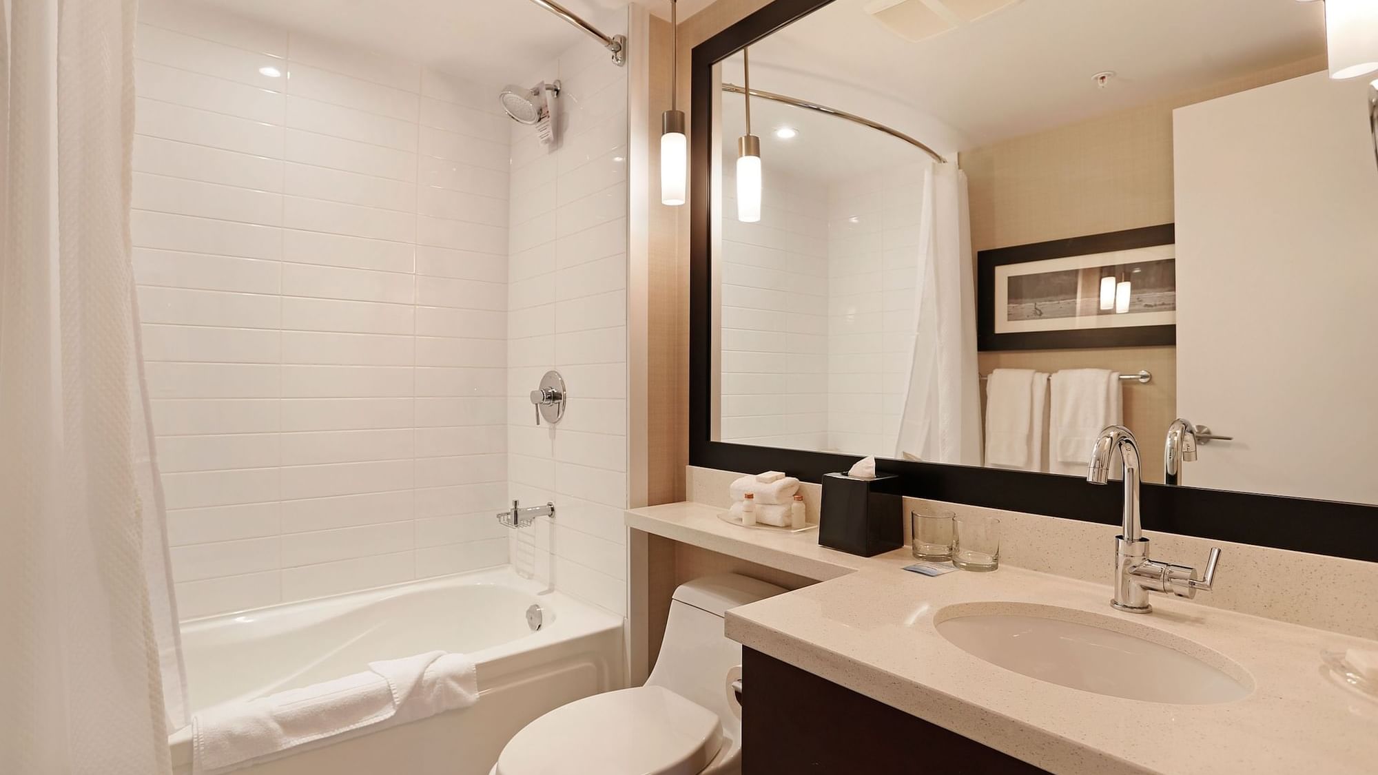 Family Suite, 1 King Bed, Bunk Beds, Sandman Signature