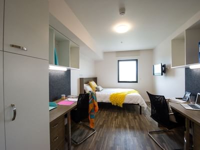 Darwin Studio Double Living