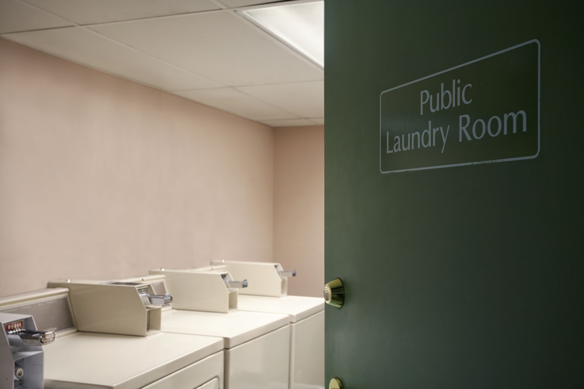 Coast Sundance Lodge - Guest Laundry(1)