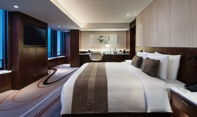 Interior of Deluxe Room with a city view at White Swan hotel