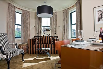 one bedroom deluxe living area