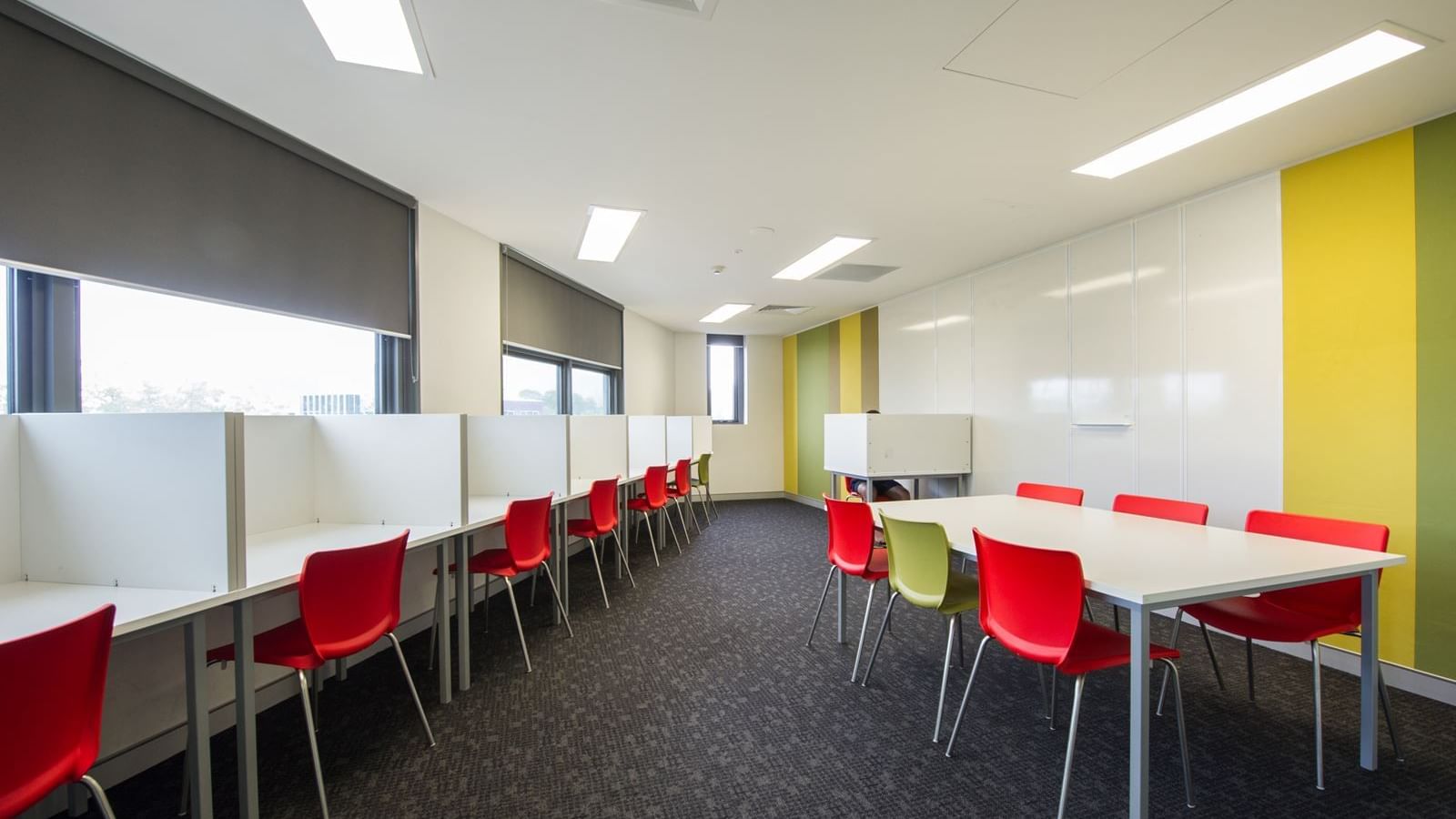 UniLodge @ANU Warrumbul Lodge Canberra_Study Room