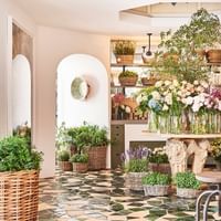 Flower boutiques & indoor plants at El Patio in Marbella Club
