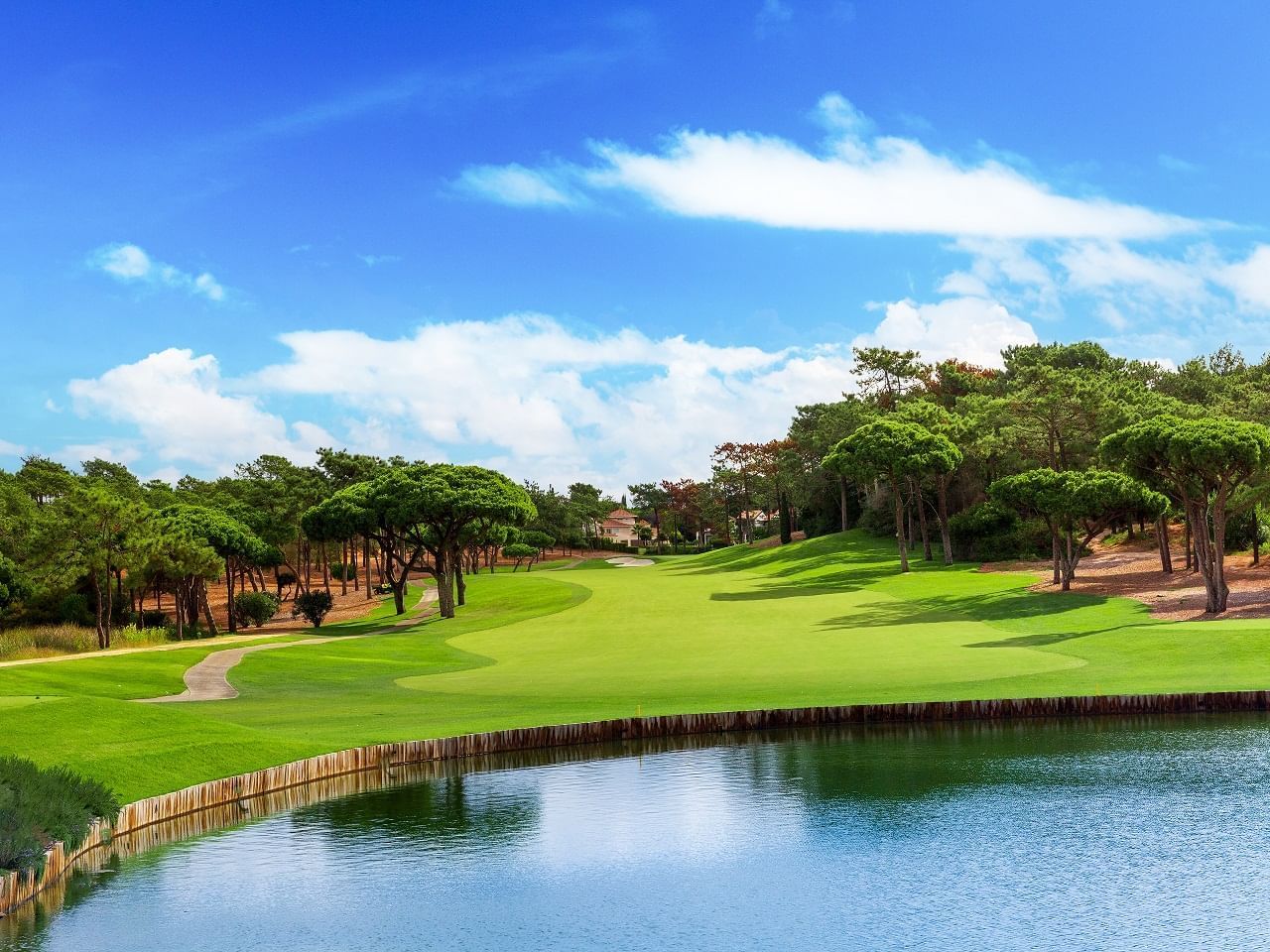 Sky view from the golf ground near The Magnolia Hotel