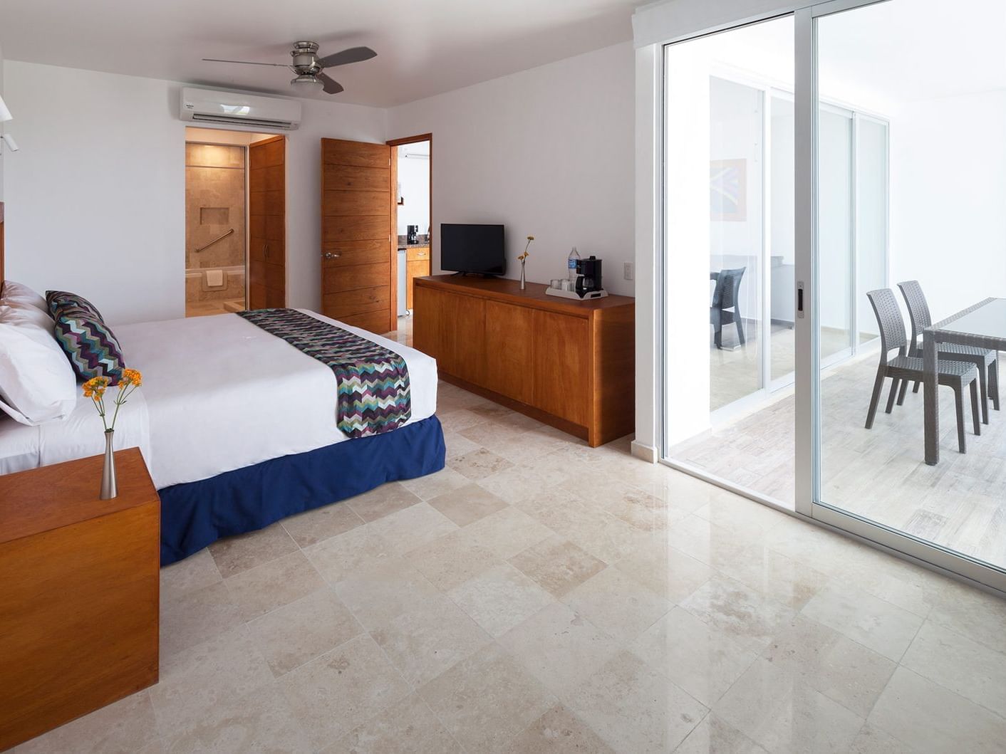 Deluxe Suite at Hotel Villa Varadero