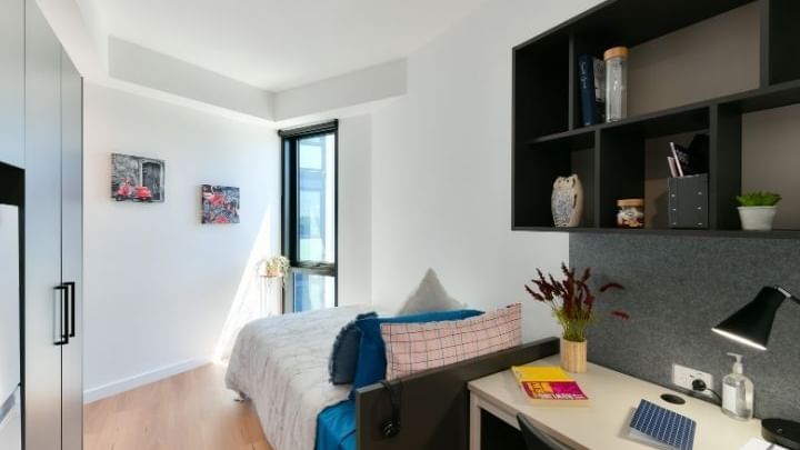 UniLodge Toowong - Studio Long