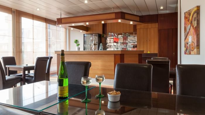 Bar area with dining space at Hotel le forum