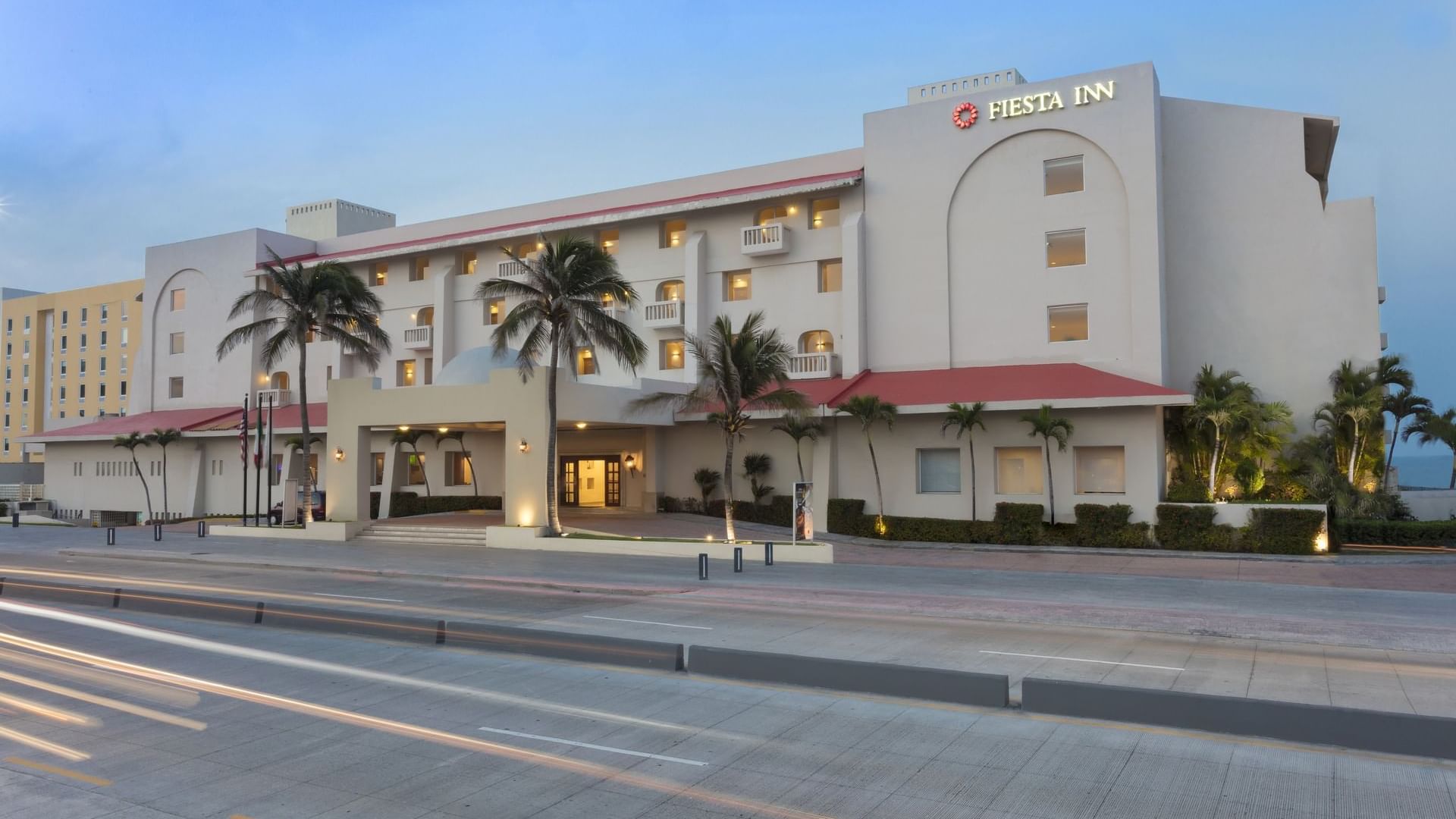 112171026_Exterior_8213x5792_result