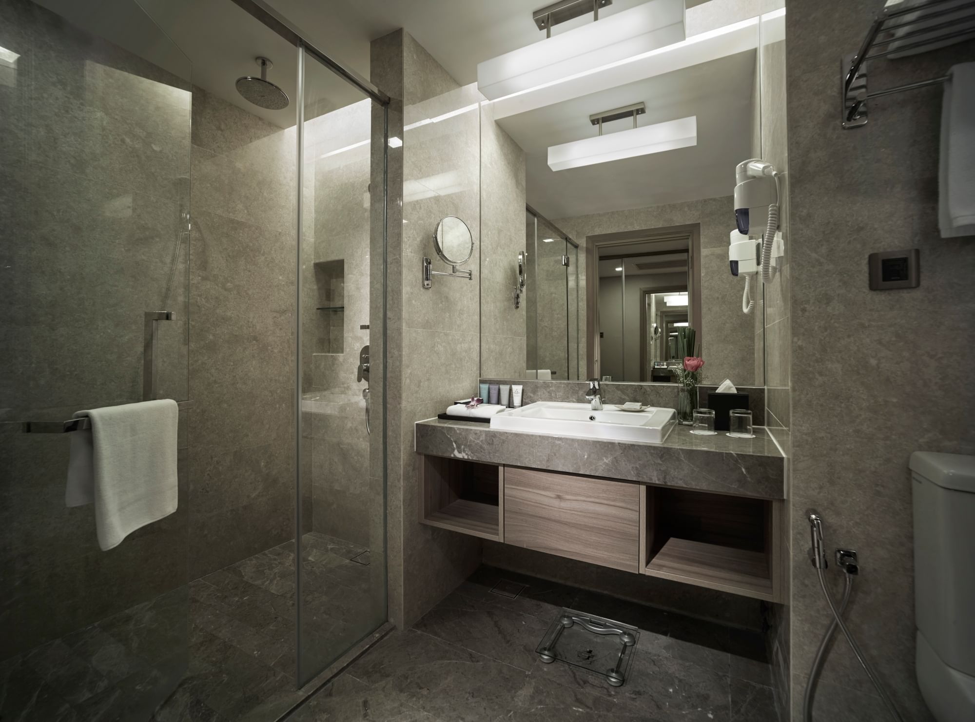 Shower room & vanity area of Club Suite at Sunway Putra Hotel